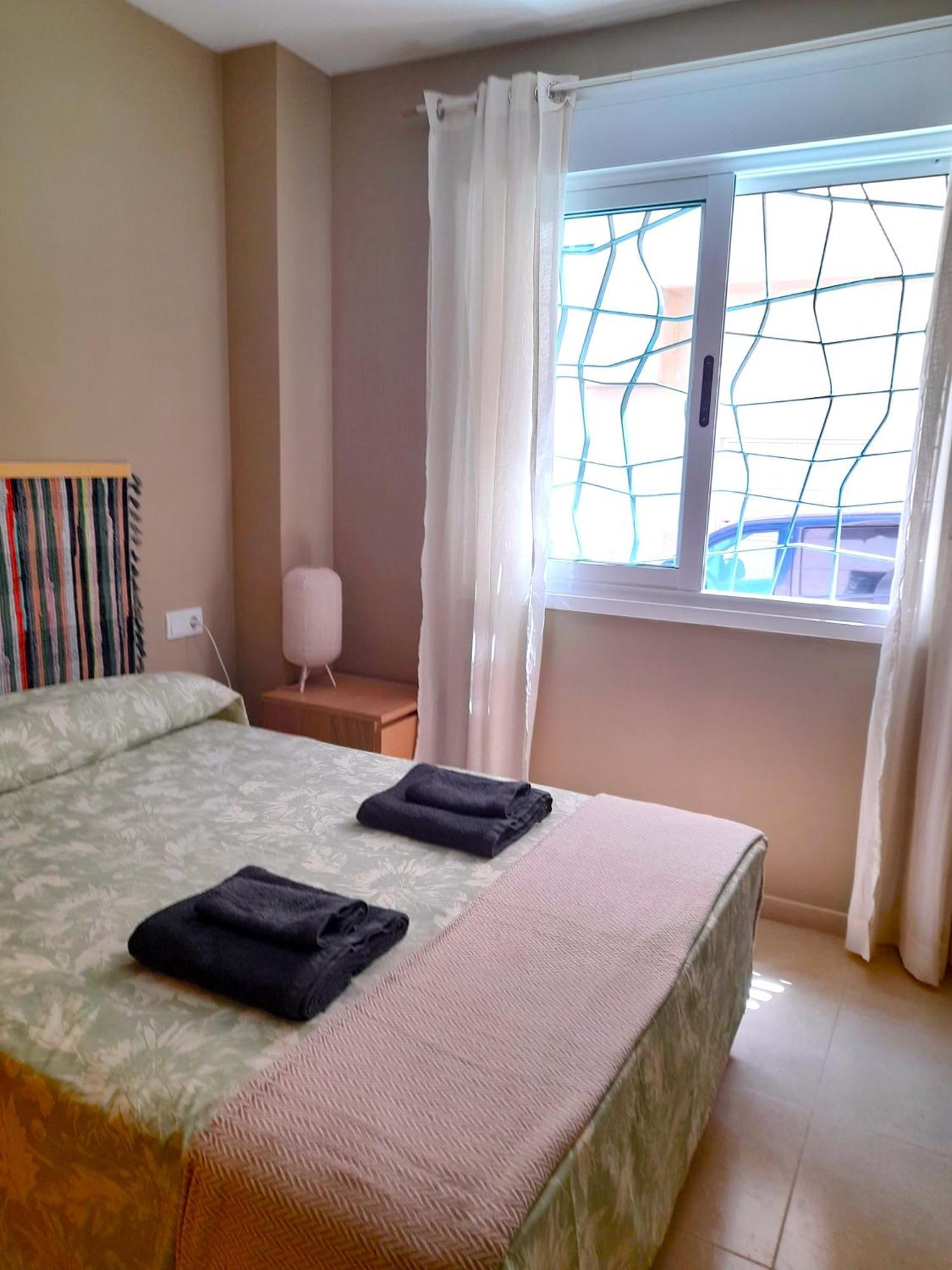 Apartamento Con Piscina Cerca De La Playa 加鲁查 外观 照片